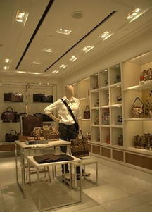 珠宝与化妆品展柜全解析 价格、厂家与展览服务一站式参考